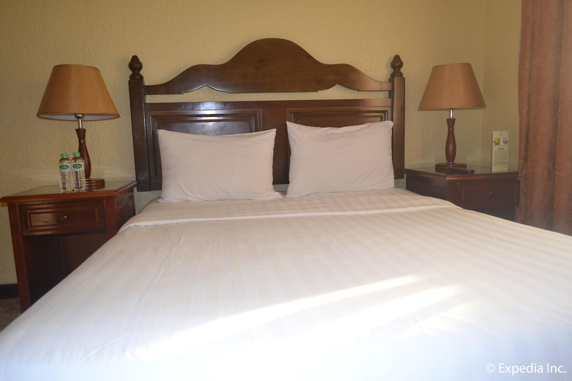 Fontana Hotel And Villas - Fontana Hot Spring Leisure Parks Mabalacat Экстерьер фото