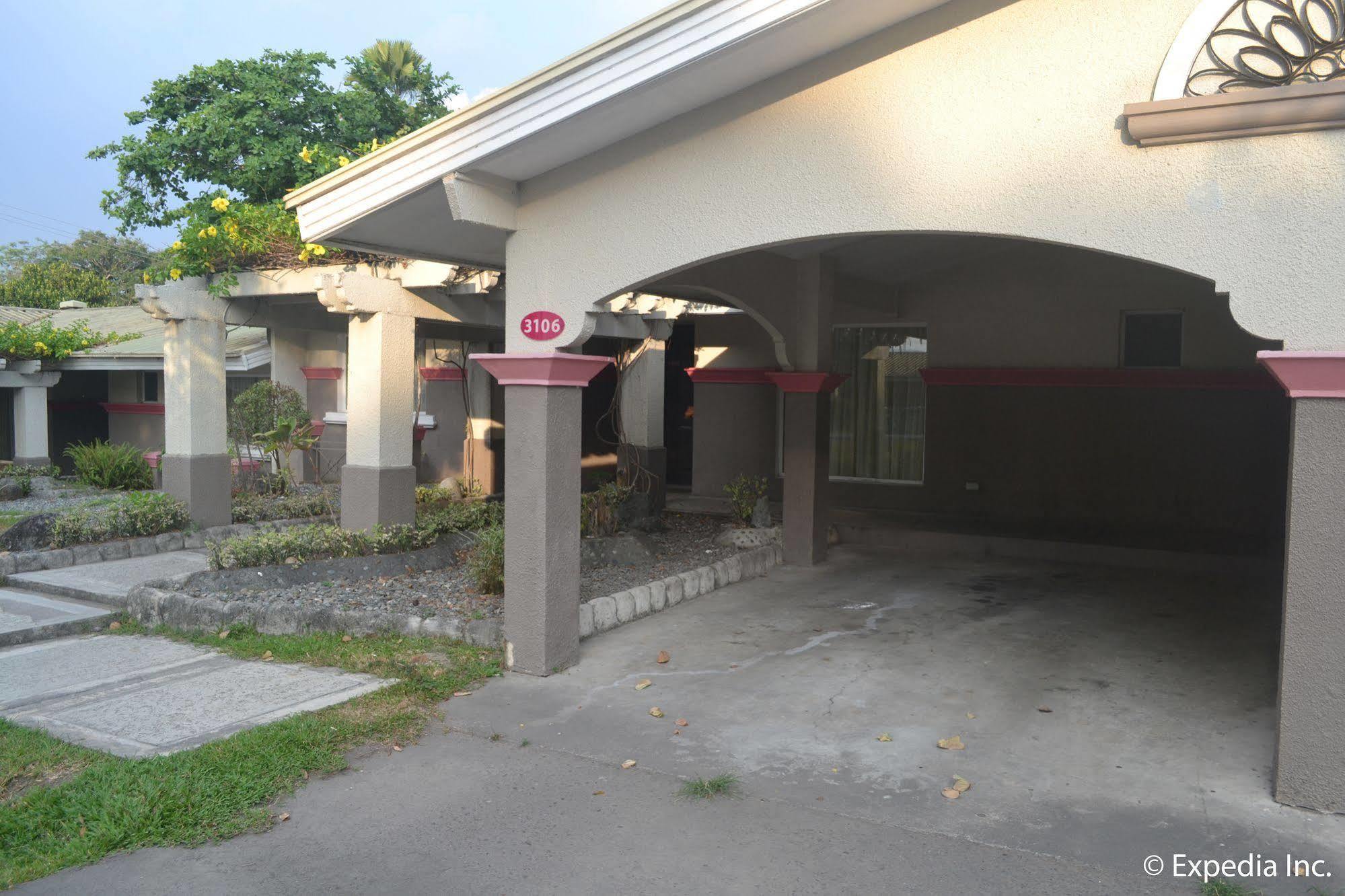 Fontana Hotel And Villas - Fontana Hot Spring Leisure Parks Mabalacat Экстерьер фото